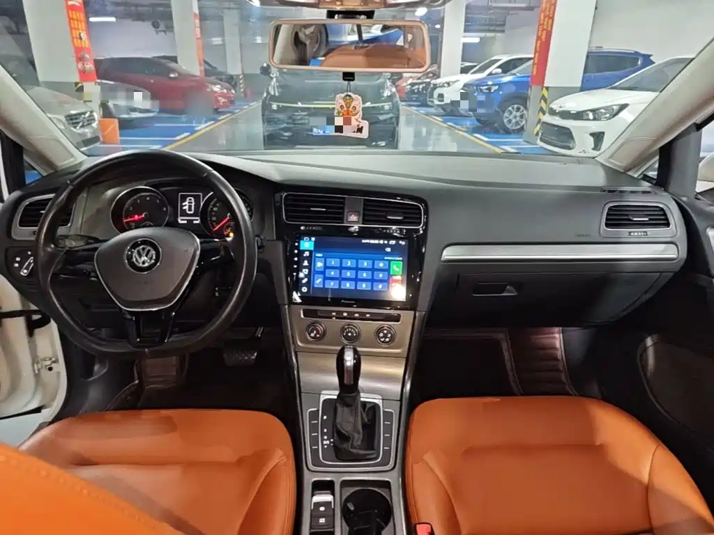 Volkswagen Golf — миниатюра 10