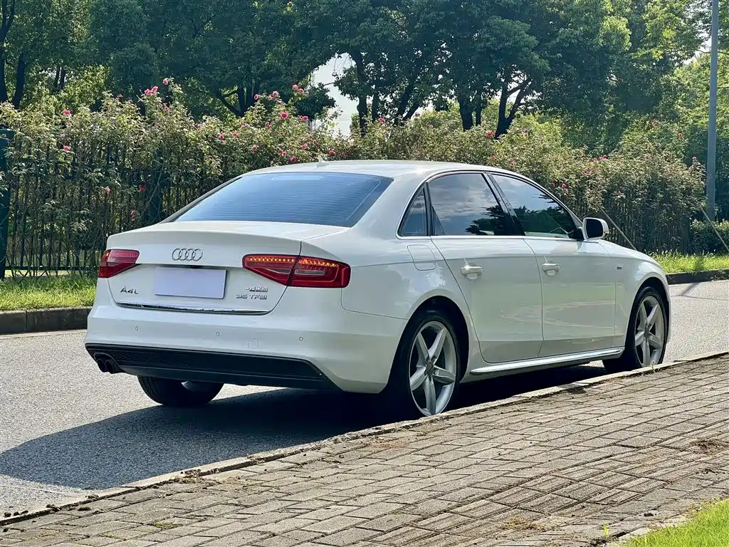 Audi A4L — миниатюра 4