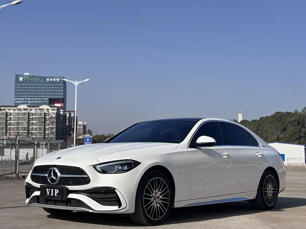 Mercedes-Benz C-Class — миниатюра 2