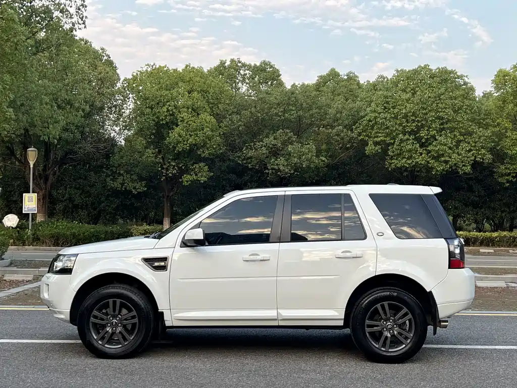 Land Rover Freelander 2 — миниатюра 7