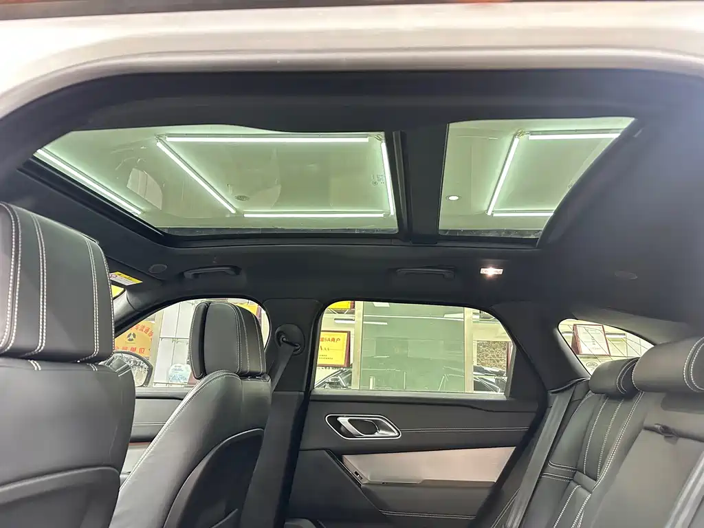 Land Rover Velar — миниатюра 9