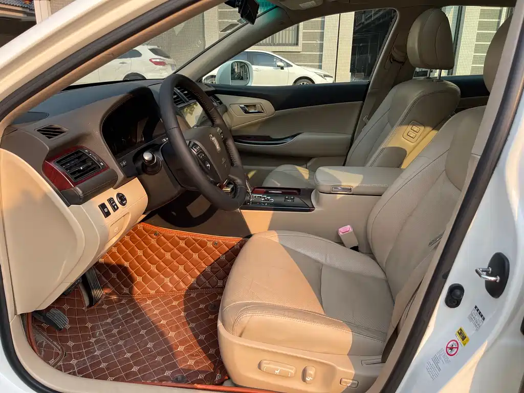 Toyota Crown 2010 2.5L Royal