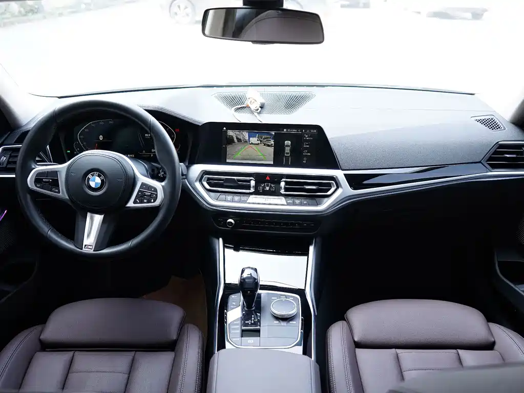 BMW 3 Series — миниатюра 4