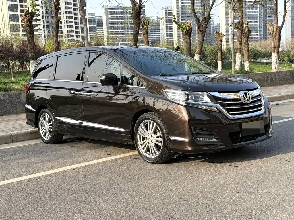 Honda Elysion — миниатюра 6