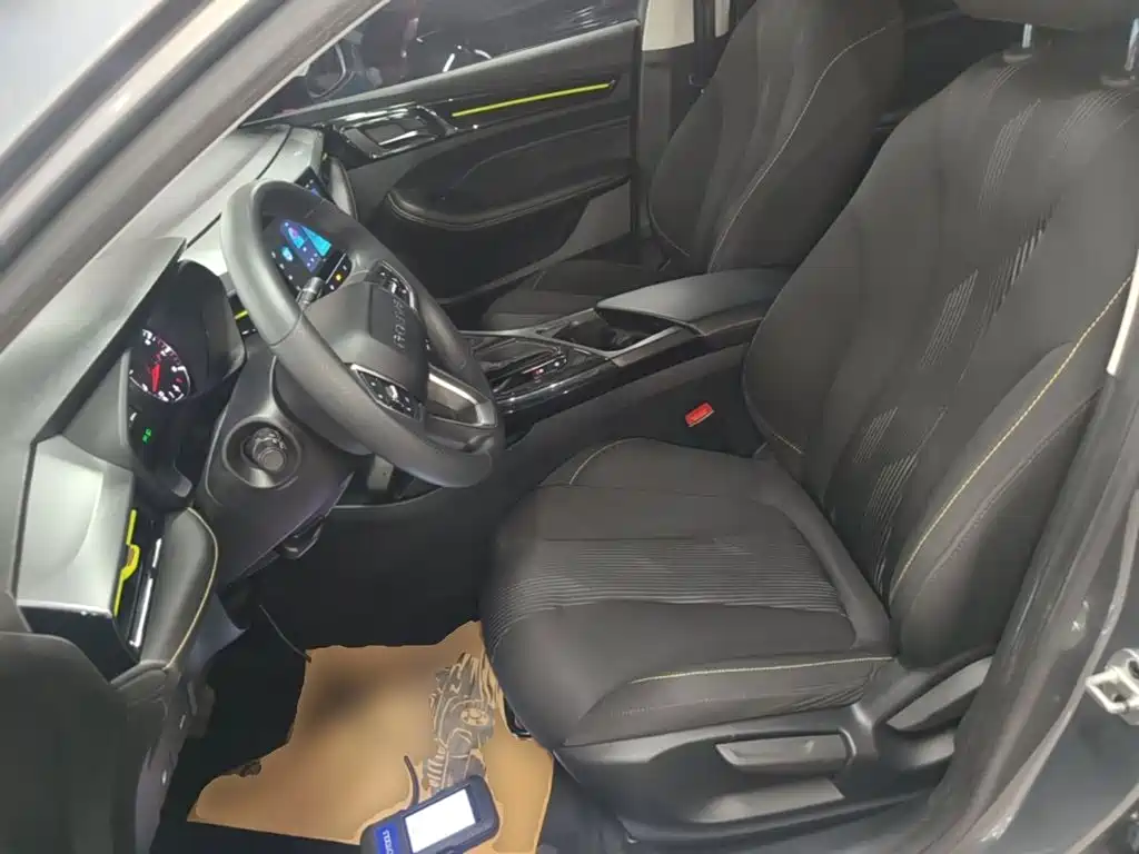 Roewe i5 — миниатюра 15