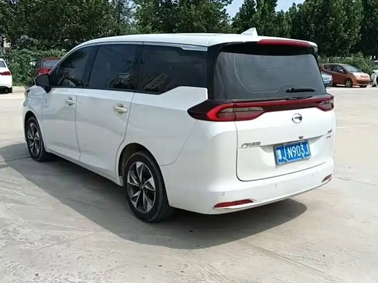 GAC Motor Trumpchi M6 — миниатюра 5