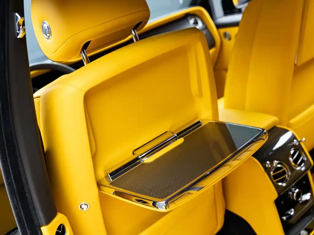 Rolls-Royce Cullinan — миниатюра 18