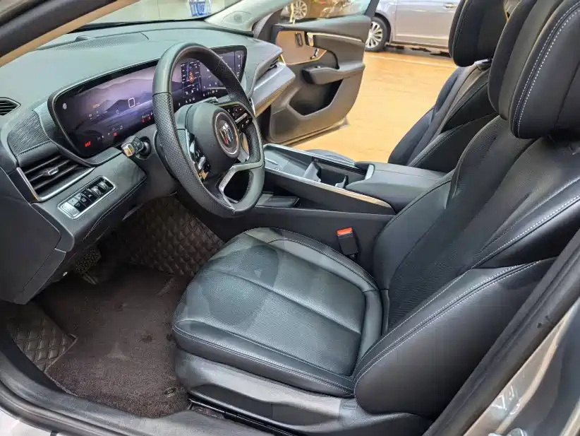 Buick LaCrosse — миниатюра 4