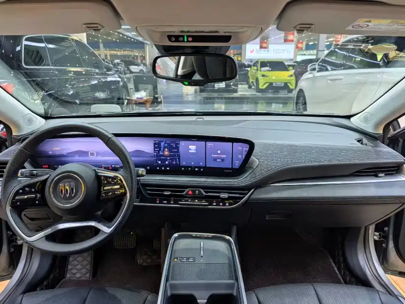 Buick LaCrosse — миниатюра 8