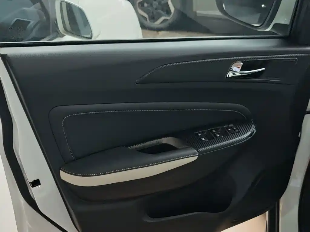 Changan CS35 — миниатюра 8