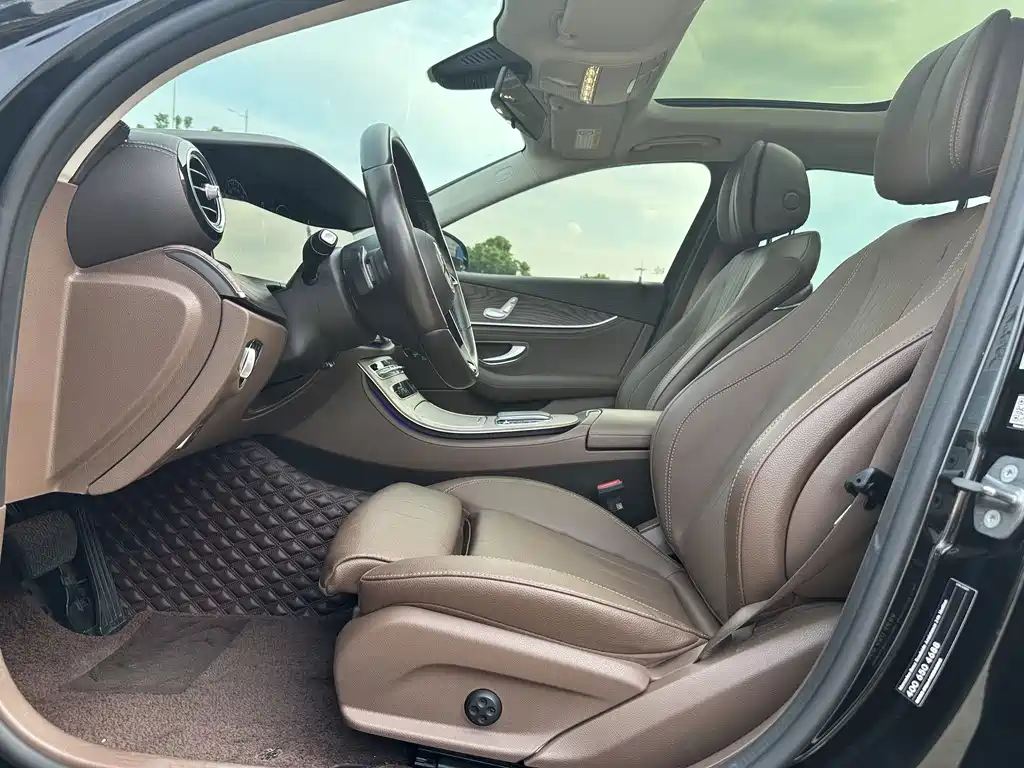 Mercedes-Benz E-Class — миниатюра 15