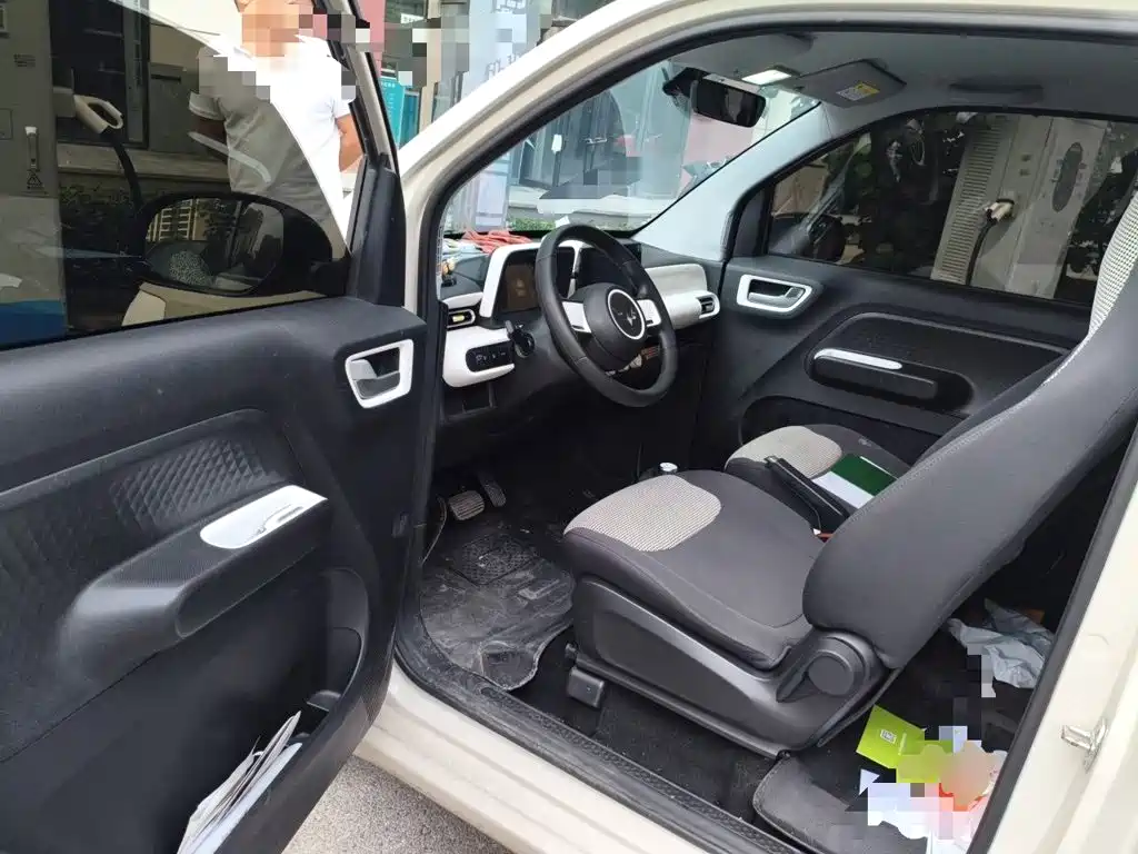 Wuling MINIEV — миниатюра 12