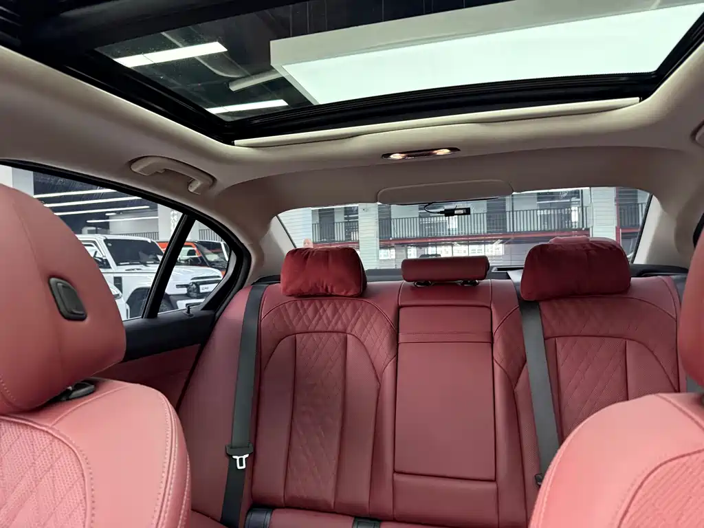 BMW i3 — миниатюра 12