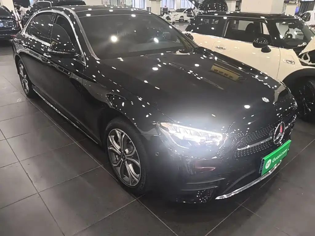 Mercedes-Benz E-Class — миниатюра 4