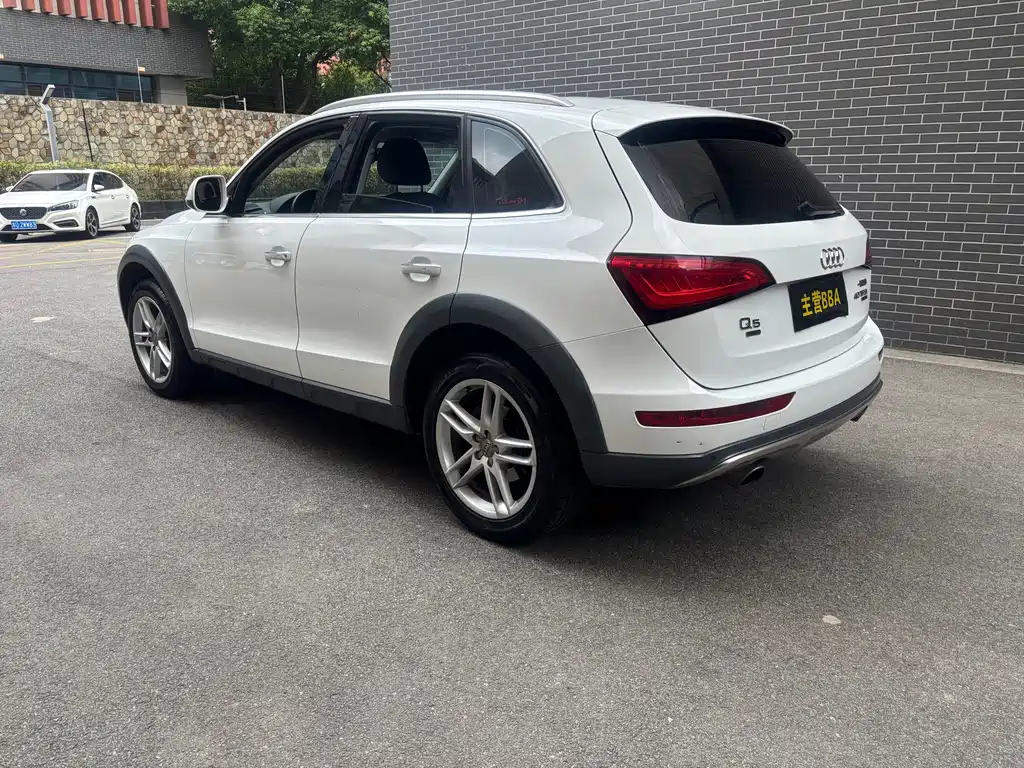 Audi Q5 — миниатюра 20