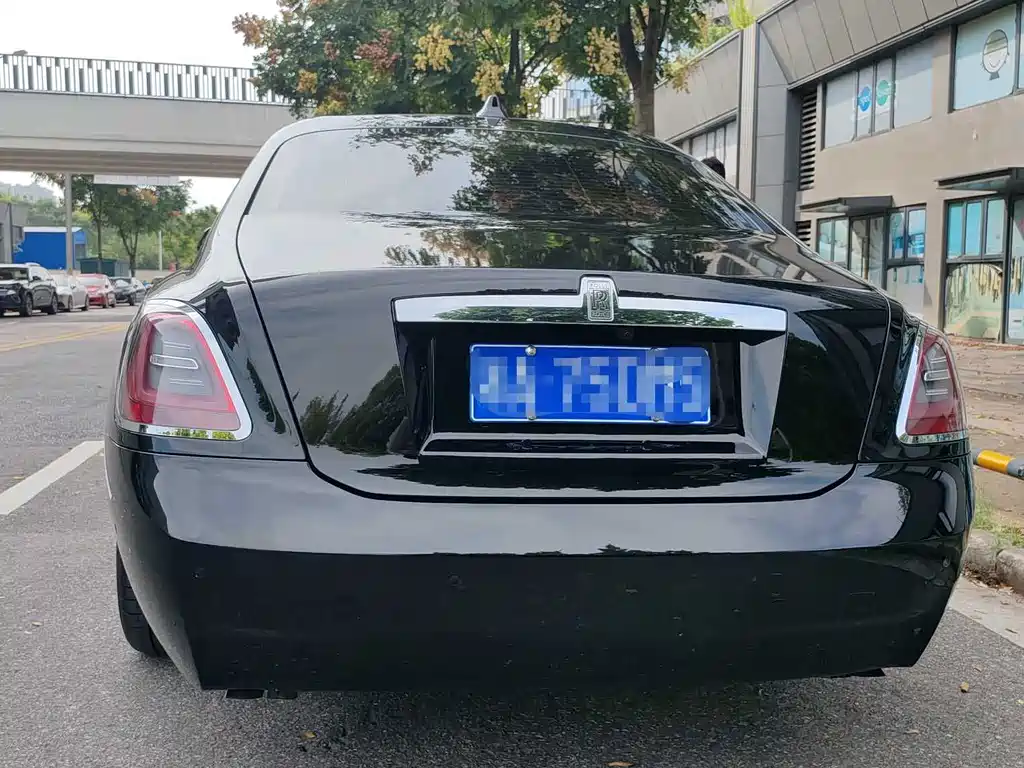 Rolls-Royce Ghost — миниатюра 7