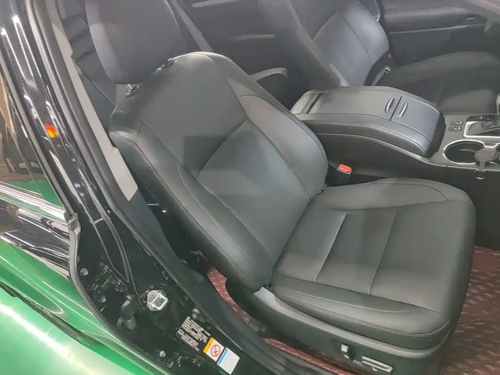 Toyota Highlander — миниатюра 25