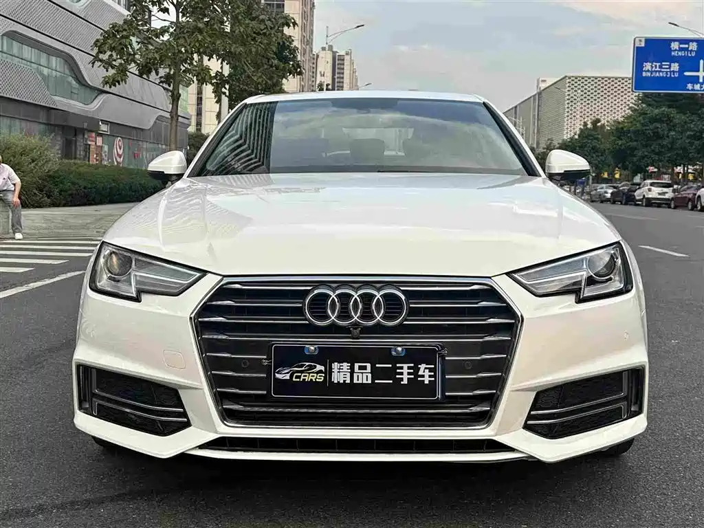 Audi A4L — миниатюра 2