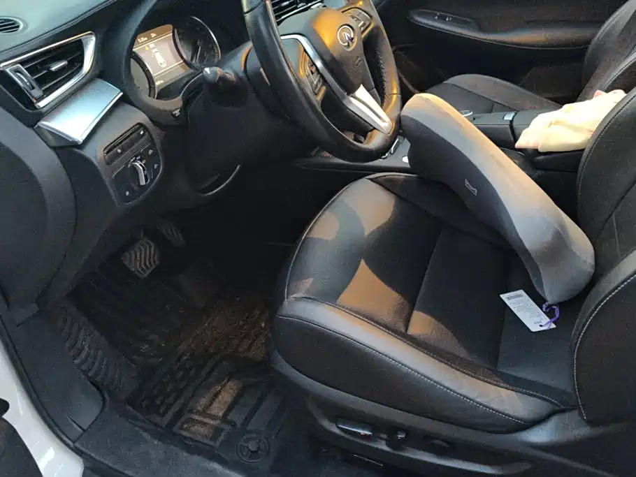 Infiniti QX50 — миниатюра 9