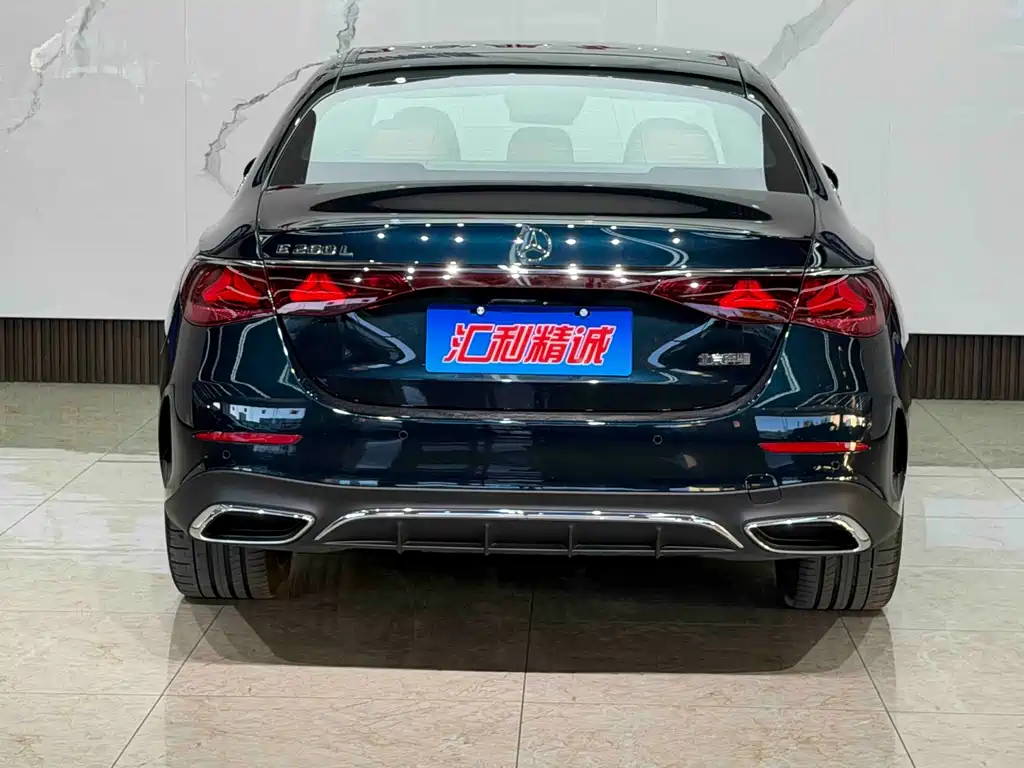 Mercedes-Benz E-Class — миниатюра 24