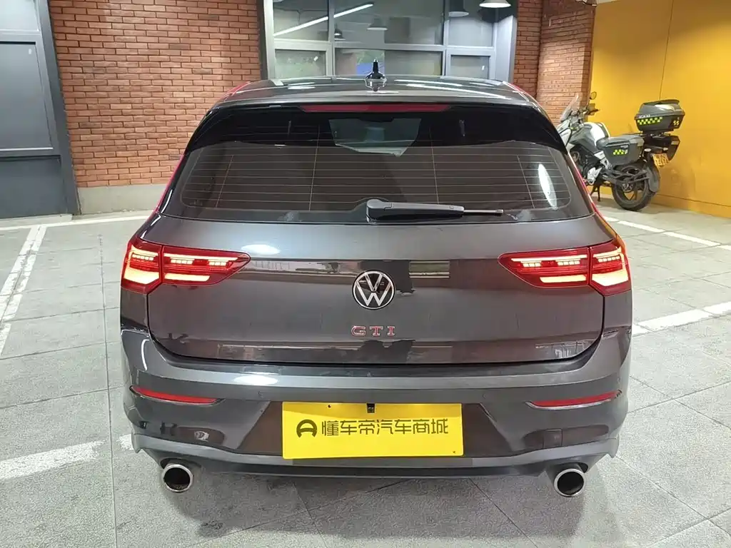 Volkswagen Golf GTI — миниатюра 8