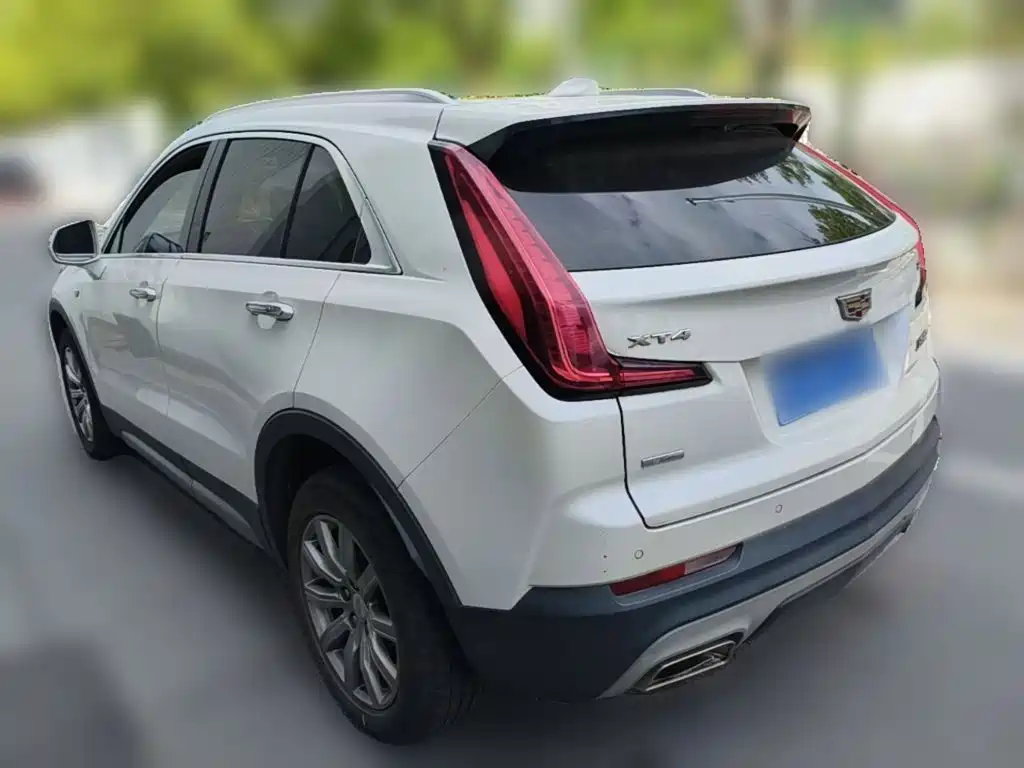 Cadillac XT4 — миниатюра 7