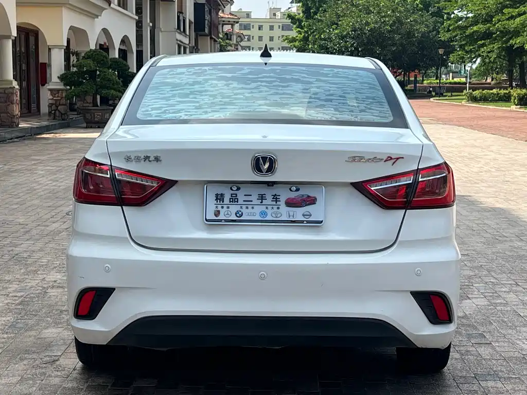 Changan Eado DT — миниатюра 8