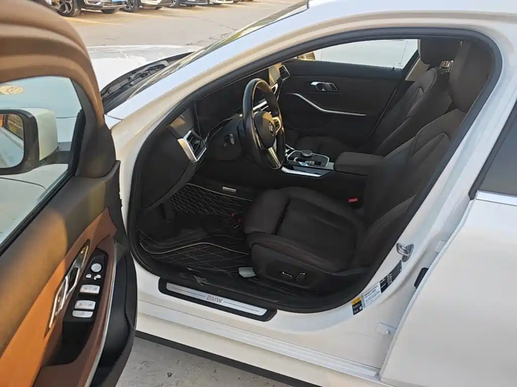BMW i3 — миниатюра 16
