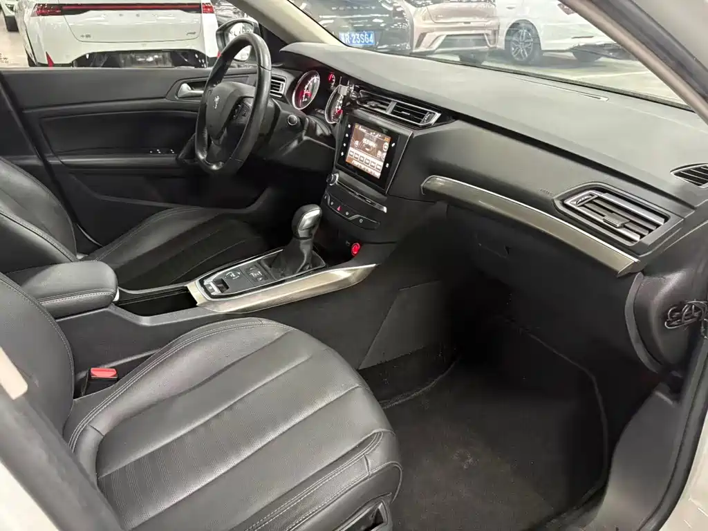 Peugeot 408 — миниатюра 18