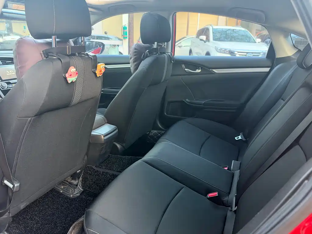Honda Civic — миниатюра 4