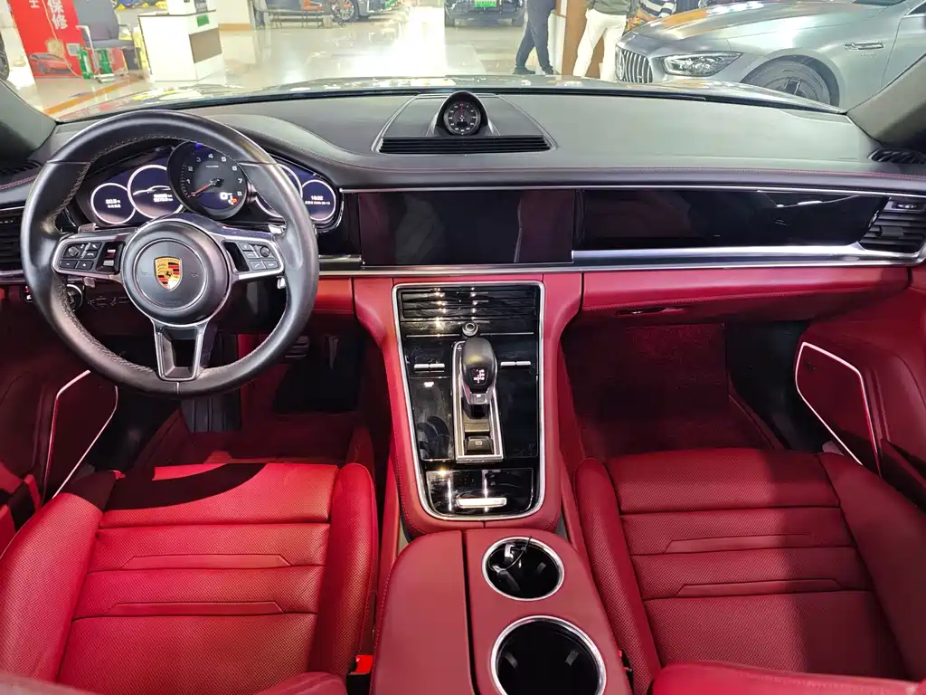 Porsche Panamera — миниатюра 8