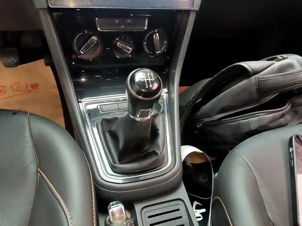 Volkswagen Bora — миниатюра 14