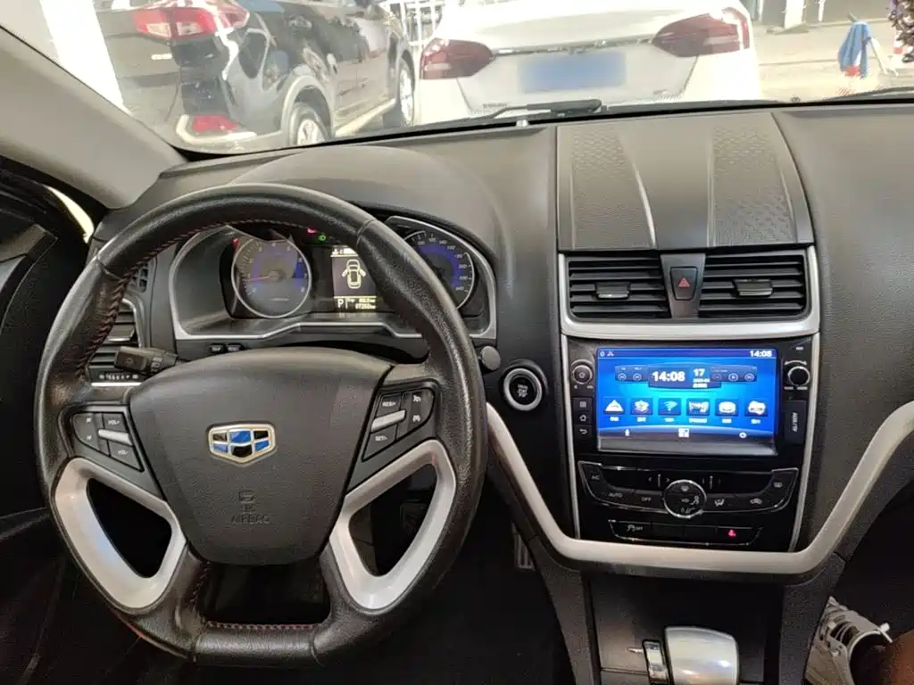 Geely Emgrand — миниатюра 10