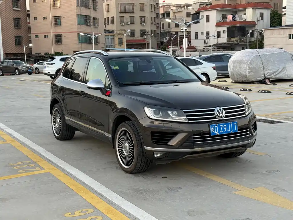 Volkswagen Touareg — миниатюра 3