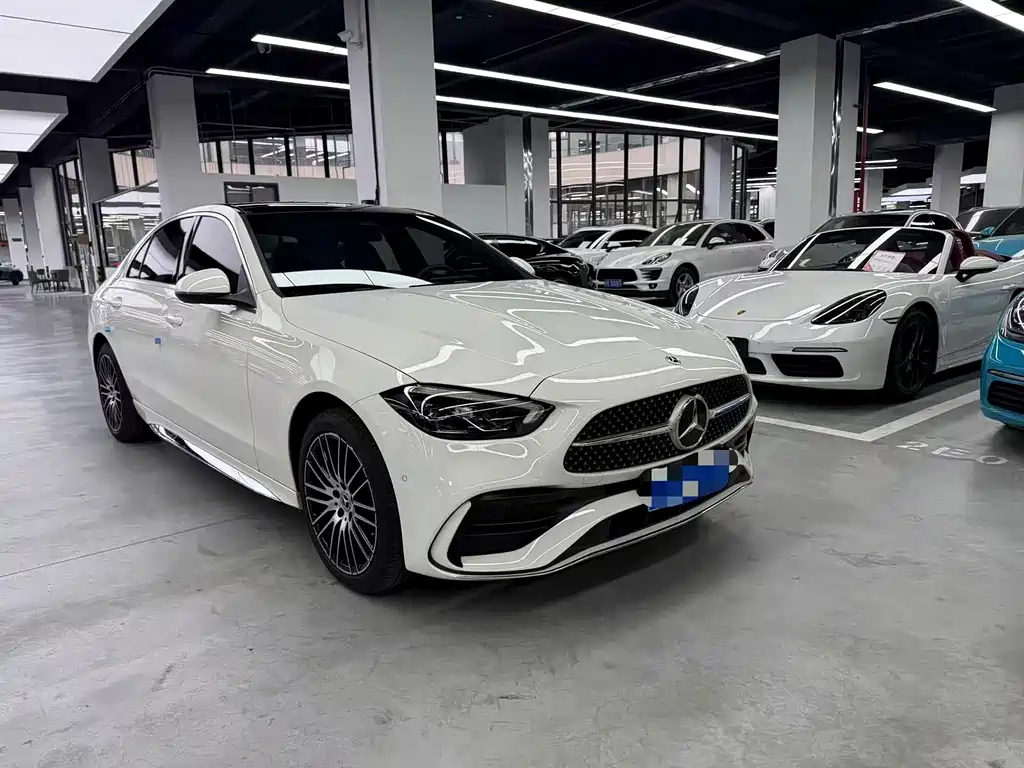 Mercedes-Benz C-Class — миниатюра 3