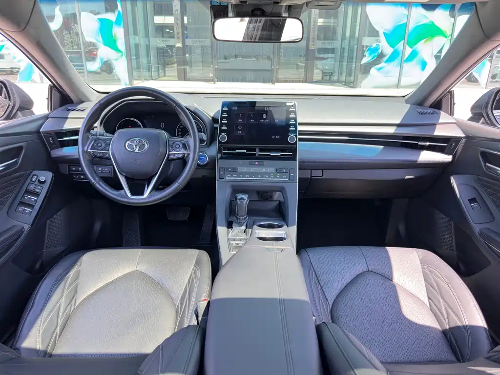 Toyota Avalon — миниатюра 11