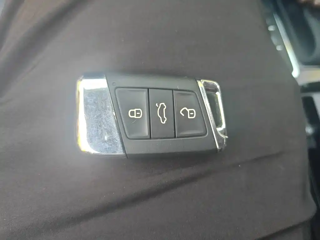 Volkswagen Passat — миниатюра 12