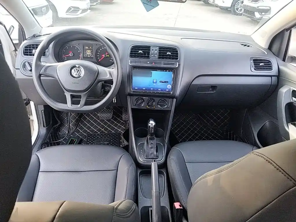 Volkswagen Polo — миниатюра 10
