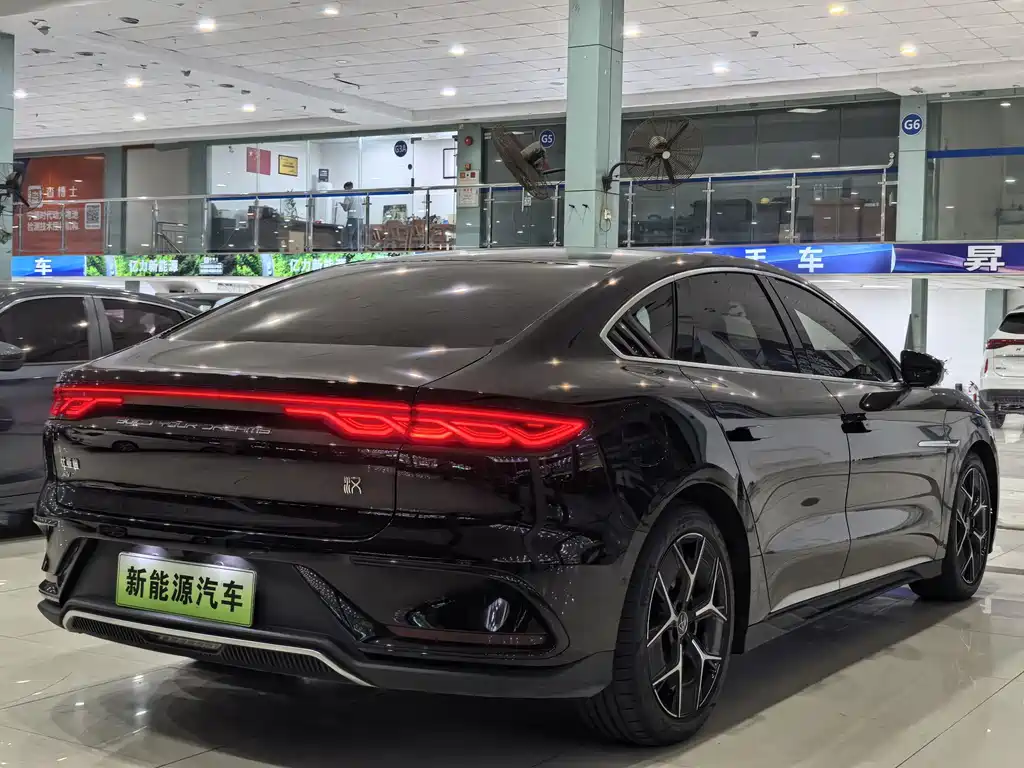 BYD Han — миниатюра 13