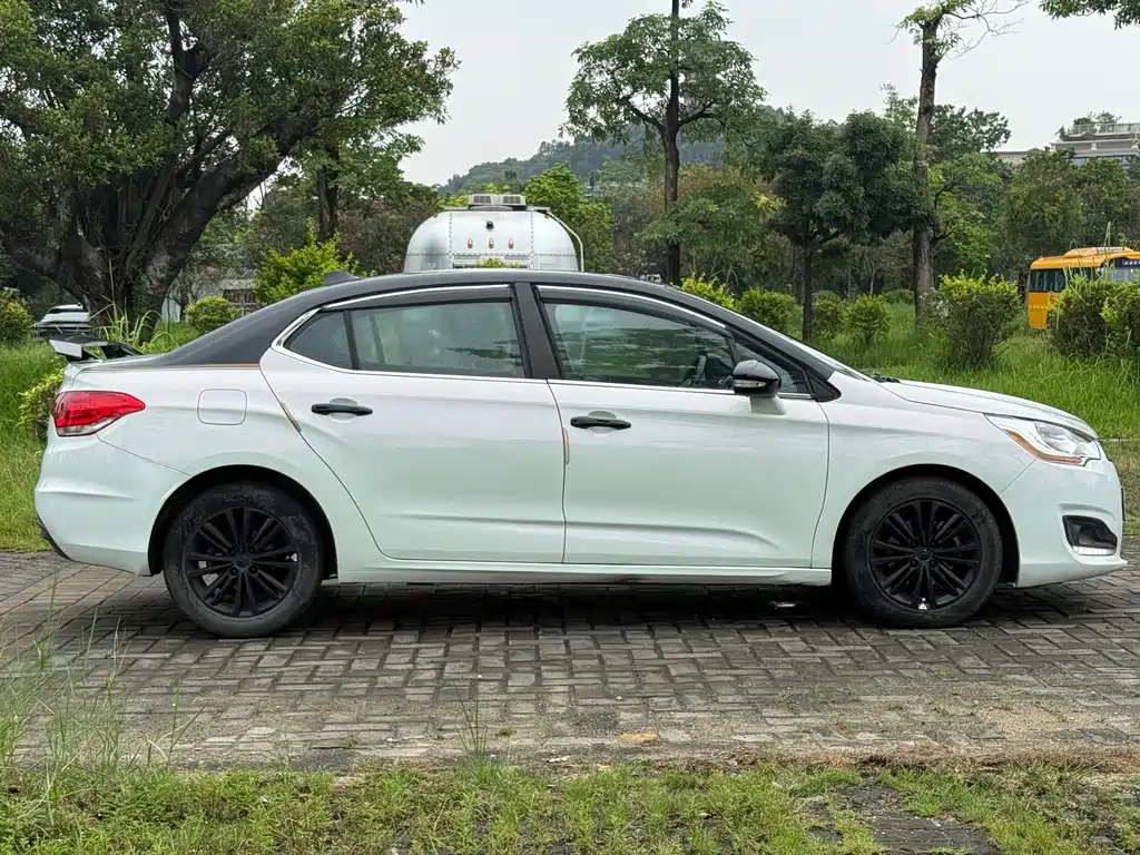 Citroen C4L — миниатюра 11