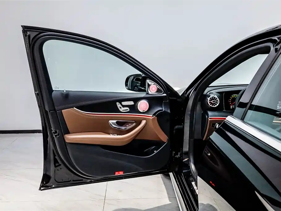 Mercedes-Benz E-Class E 2023 E 260 L Sport