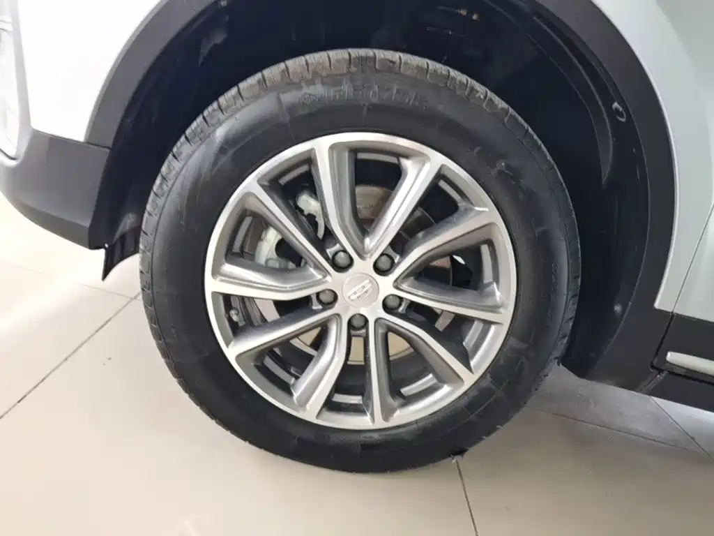 Geely Boyue — миниатюра 23