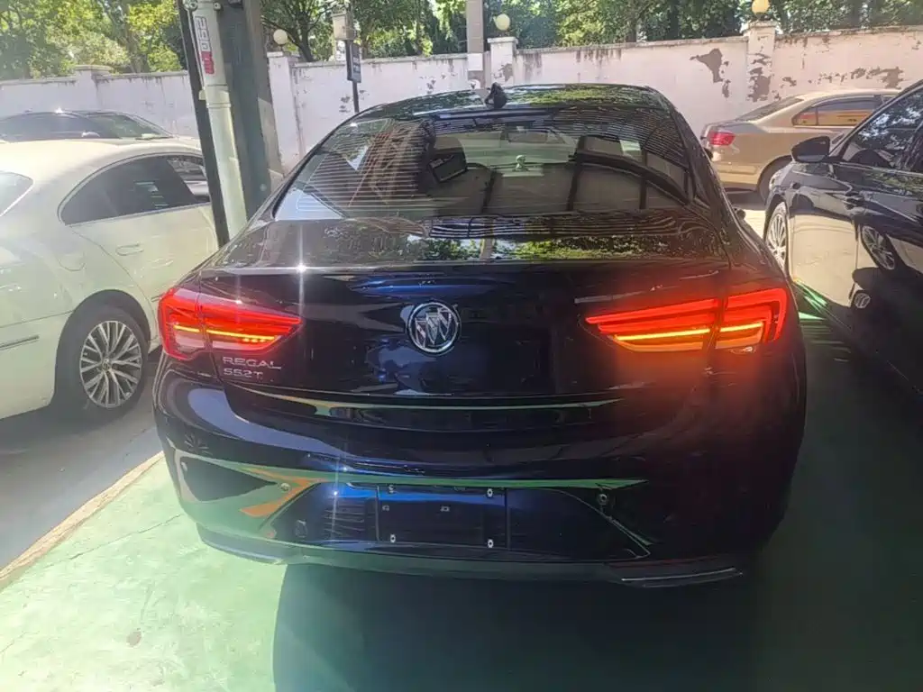 Buick Regal — миниатюра 6