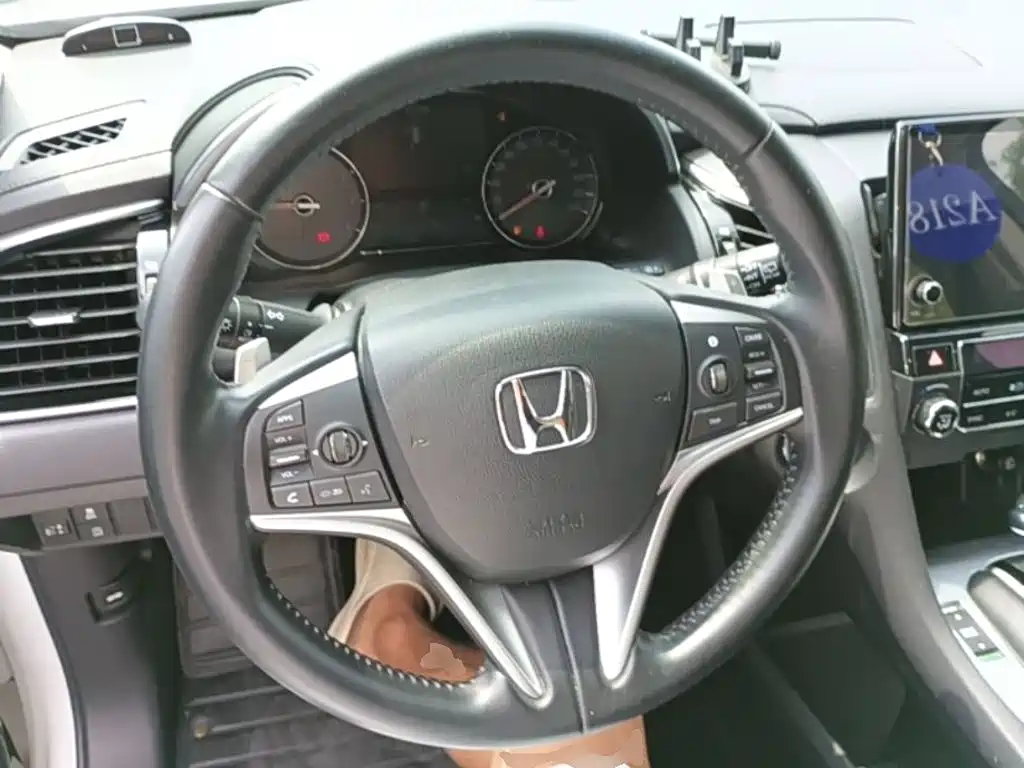 Honda Avancier — миниатюра 11