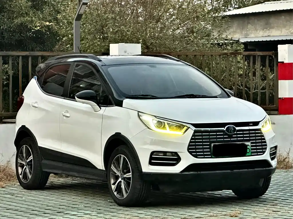 BYD Yuan EV — миниатюра 3