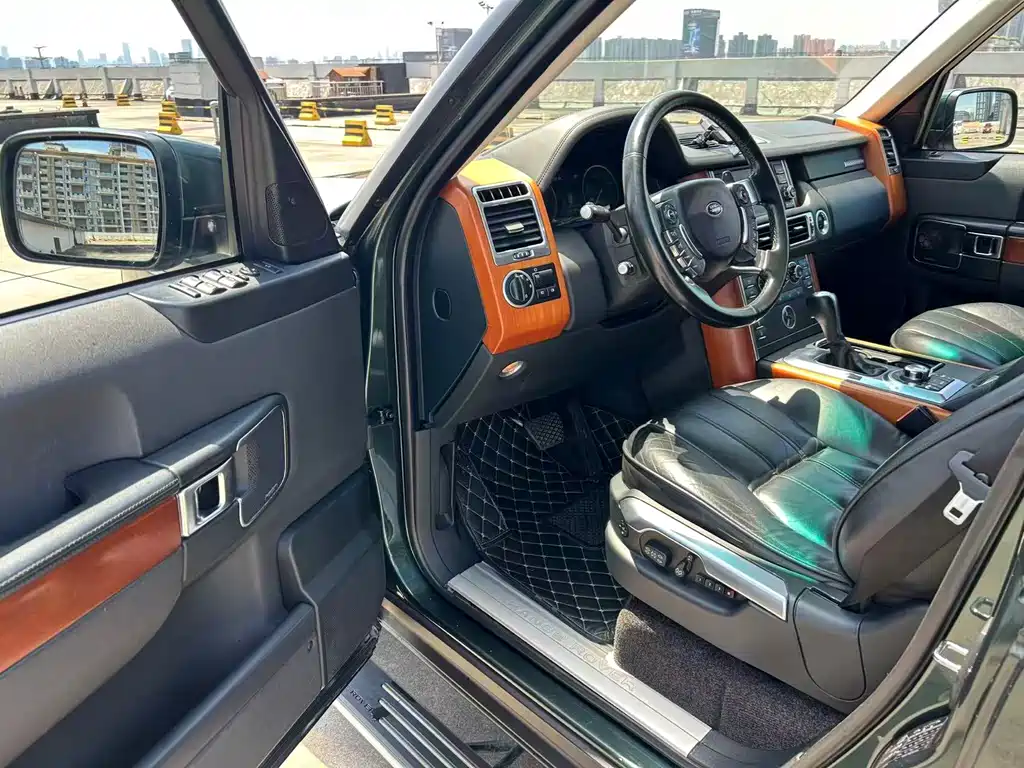 Land Rover Range Rover — миниатюра 9