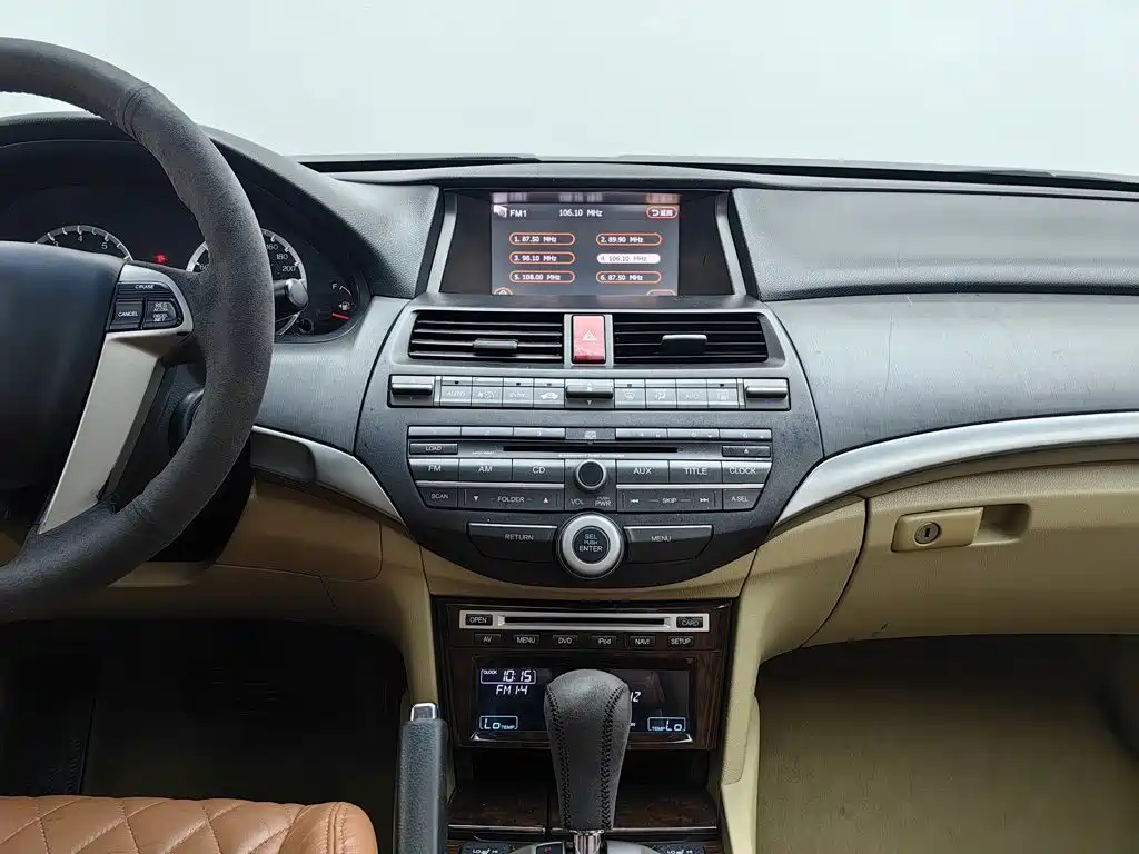 Honda Accord — миниатюра 12