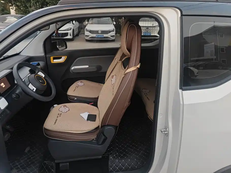 Wuling MINIEV — миниатюра 11