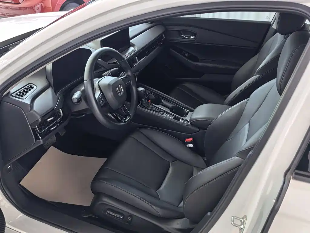 Honda Inspire — миниатюра 6