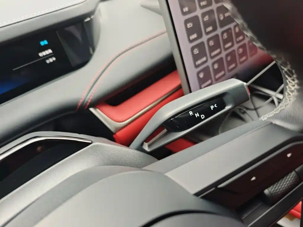 Xiaomi SU7 — миниатюра 15